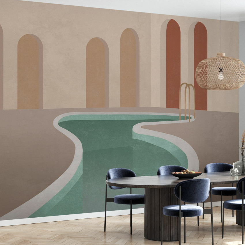 Imagine cu un wallpaper tropical cu arcade și o piscină turcoaz, decorat cu o masă de dining și scaune.