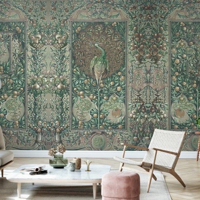Tapet cu un paun intr-un decor boem