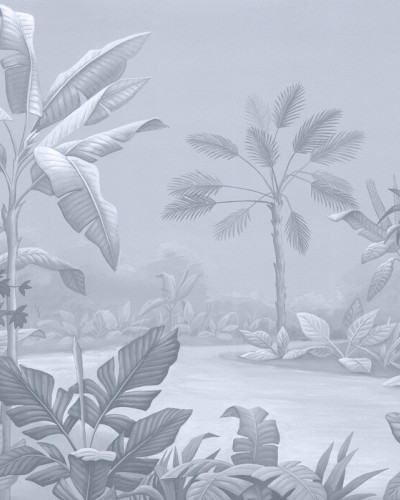 Promised Land, Soft Blue, un Promised Land, Soft Blue  cu design tropical delicat și un ton de albastru estompat, perfect pentru a crea o atmosferă calmă și relaxantă în orice cameră.