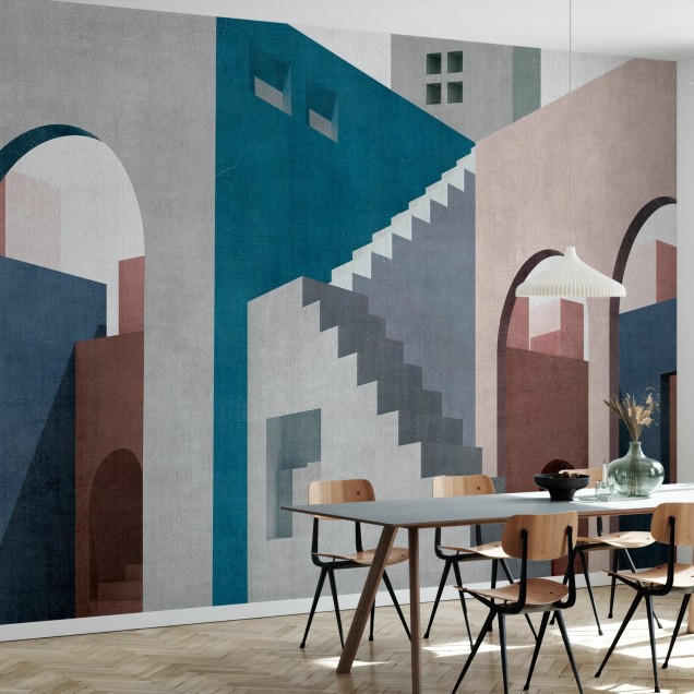 Tapetul Moroccan City III cu design abstract, cu clădiri în culori calde, pe un perete dintr-o cameră de zi, decorată modern.