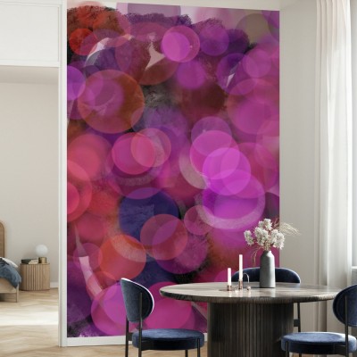 Tapet cu design abstract cu cercuri suprapuse în nuanțe de violet, roz și roșu.