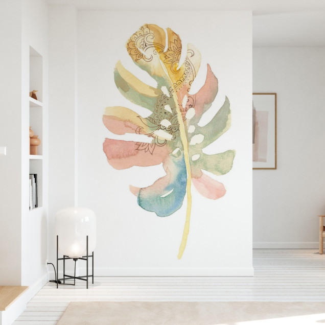 Tapet Boho Tropical Leaf on White II, cu o frunză tropicală în culori pastelate delicate pe un fundal alb