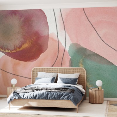 Tapet modern cu design abstract în nuanțe pastelate. Tapetul este aplicat pe un perete din dormitor, lângă un pat cu lenjerie albastră.