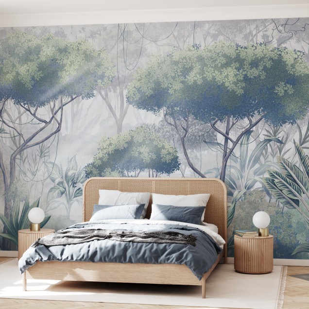 Tapet cu design tropical, Tropical Woodland II, cu frunze și copaci luxuriante în culori pastelate.