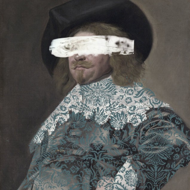 Tapet Masked Master II, cu un portret masculin încadrat, cu o pată albă care îi acoperă ochii, tapet cu design modern și contemporan