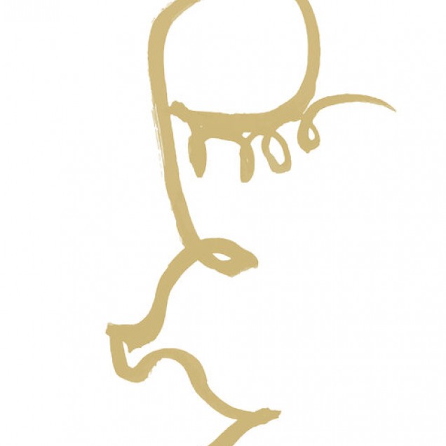 Half Face, Gold tapet minimalist cu o jumătate de față pictată în aur pe un perete alb într-un interior modern.