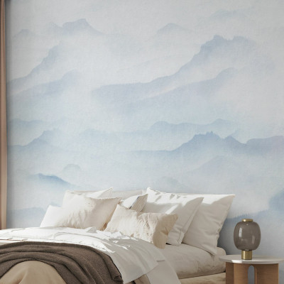Tapet cu un design abstract si modern cu muntii invaluiti in ceata, perfect pentru un dormitor, living sau birou.