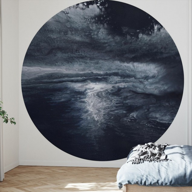 Tapet Moondance Circle Blue Black cu un design modern minimalist, culori albastru și negru.