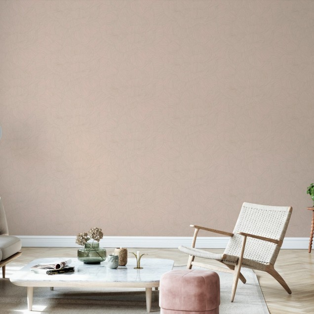 Tapet Rose, Brown Cream, cu un design elegant, ce ilustrează un model de petale de trandafir în nuanțe delicate de crem și maro