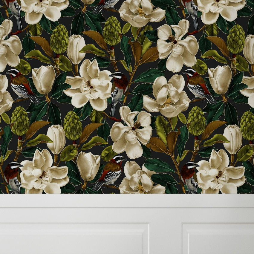Tapet cu flori de magnolie albe și păsări colorate pe un fundal verde
