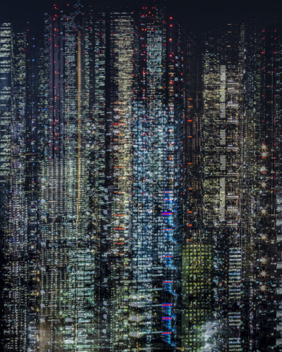 Tapet Tokyo Layers, cu imaginea unui oraș modern, iluminat noaptea
