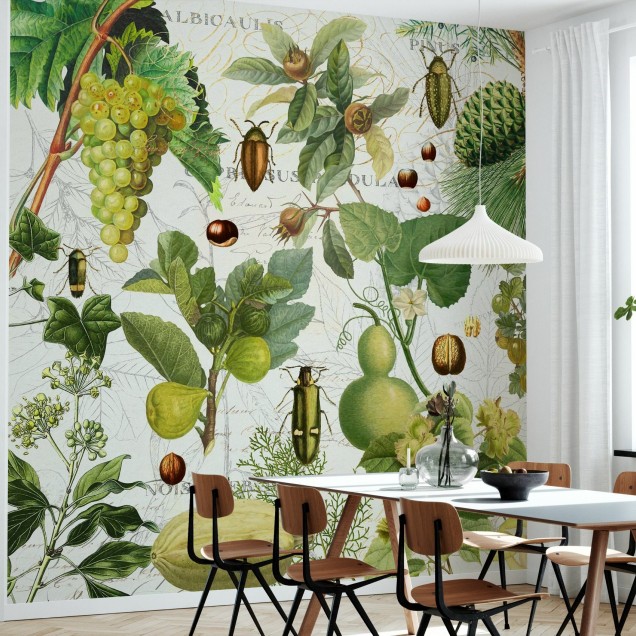 Tapet cu design botanistic vintage, cu plante și insecte, pentru decorarea interiorului