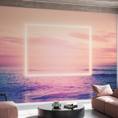 Tapet modern cu design minimalist de mare și cadru neon, aplicat pe un perete din living.