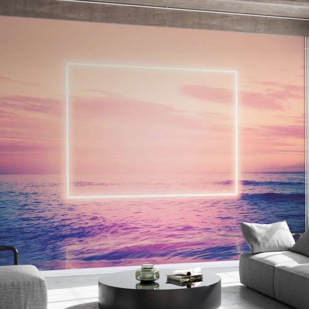 Tapet modern cu design minimalist de mare și cadru neon, aplicat pe un perete din living.