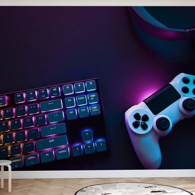 Wallpaper cu o tastatură rgb și un joystick cu o iluminare vibrantă, pe un fundal violet