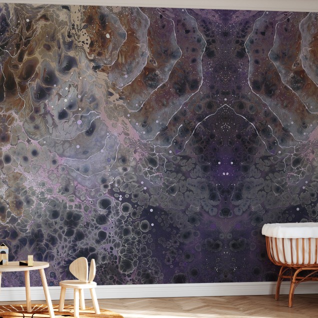 Wallpaper abstract cu nuanțe de mov, gri și maro cu aspect marmoreu.