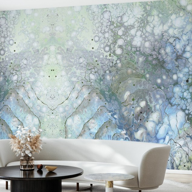 Tapet abstract Aura Moon cu nuanțe de albastru și verde, ideal pentru living, dormitor sau birou.