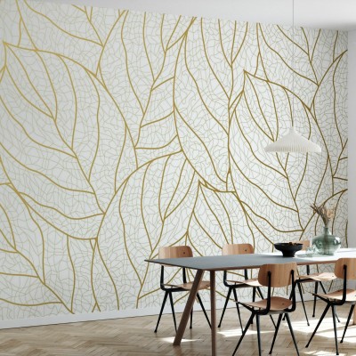 Tapet Gradient Gold Leaves cu frunze aurii pe un fundal alb, in interiorul unei camere moderne