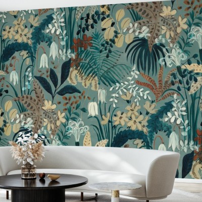 Tapet cu design tropical, cu frunze verzi luxuriante, flori albe delicate și accente de culoare roșie caldă