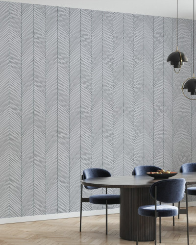Tapet cu model în chevron, Herringbone III, gri, în interiorul unei camere de dining