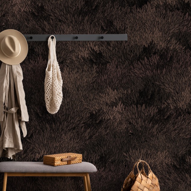Meadow, Dark Copper tapet in a modern dining room with a wooden table and blue chairs.