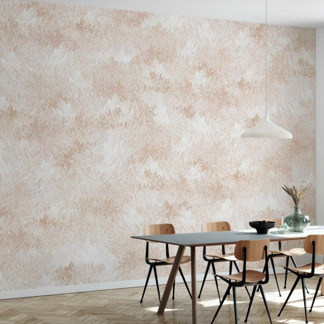 Tapet Meadow, Light Pink, cu model de frunze delicate în nuanțe de roz pal, perfect pentru dormitoare, livinguri sau birouri.