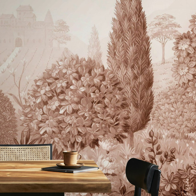 Wallpaper panoramic cu design toscan, în nuanțe de roșu, cu detalii bogate ale unei grădini.