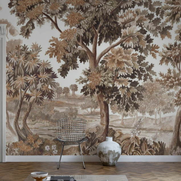 Tapet cu design natural, Old Forest, Timeless Taupe, cu nuanțe de maro și bej, perfect pentru un dormitor sau o sufragerie.