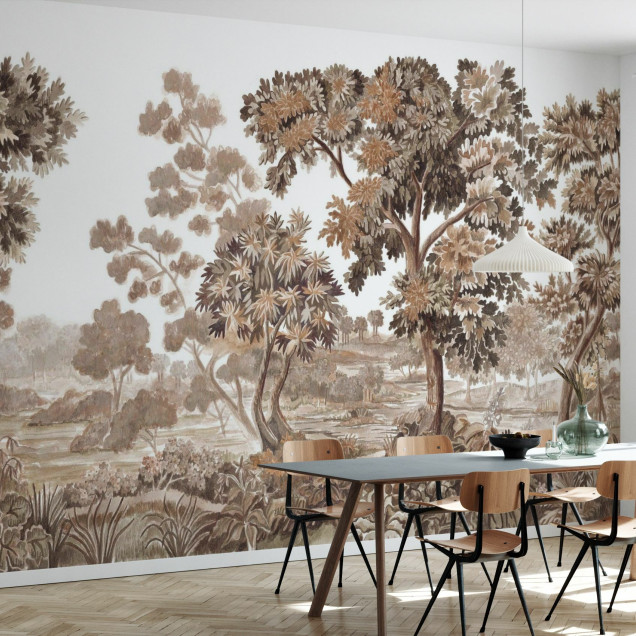 Tapet cu design natural, Old Forest, Timeless Taupe, cu nuanțe de maro și bej, perfect pentru un dormitor sau o sufragerie.