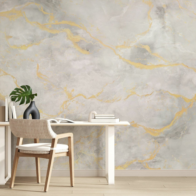 Fototapet cu design marmorat alb cald într-un living elegant