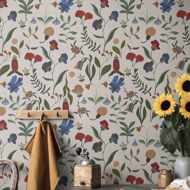 Fototapet cu model floral delicat pe fond off-white, creând o atmosferă caldă și primitoare