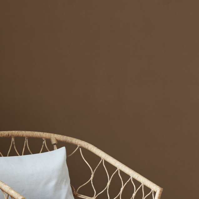Fototapet teracotă închisă într-un interior elegant