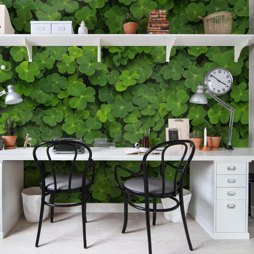 Tapet 3D cu trifoi verde, perfect pentru a crea o atmosferă relaxantă și vibrantă în casa ta.