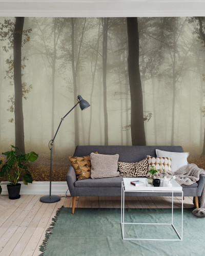 Imagine cu tapet cu design de pădure învăluită în ceață