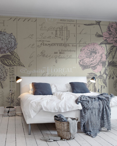 Fototapet floral cu design vintage într-un dormitor
