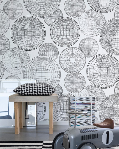 Globuri Gathering, Black and White wallpaper, cu un design modern,  globuri în nuanțe de alb și negru.