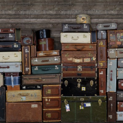 Foto tapet 3D Stacked Suitcases, personalizat, repetitiv, Rebel Walls, Fototapet living 