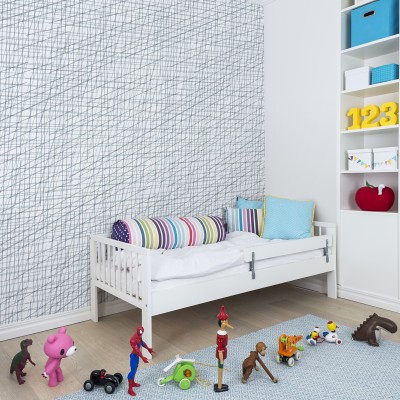 Tapet cu design minimalist, Note Sheets Baby Blue, in nuante de gri si albastru, perfect pentru camera copilului.