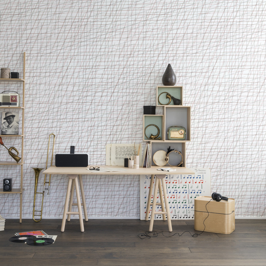 Tapet cu design minimalist de linii subțiri roz și gri pe un fundal alb