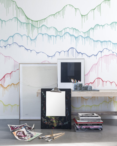Tapet 3D cu un design abstract unic, cu picături de vopsea multicolore.