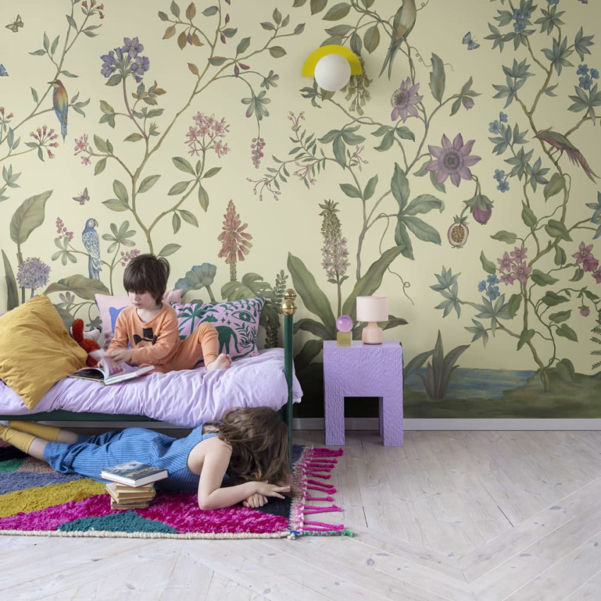 Tapet floral chinoiserie in nuante de galben