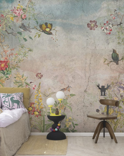 Tapet cu un design floral delicat, păsări colorate și un fundal gri.