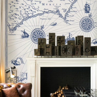 Tapet Tres Tintas & Rebel Walls, Carte Marin, cu harta nautica antica, albastru, design vintage