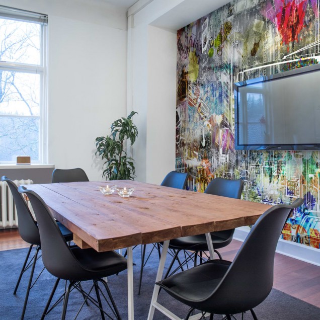 Tapet 3D Cartoon City, Graffiti cu un design modern si vibrant, perfect pentru decorarea unei camere