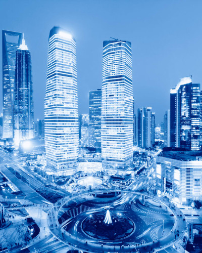 Tapet urban cu vedere nocturnă asupra orașului Shanghai