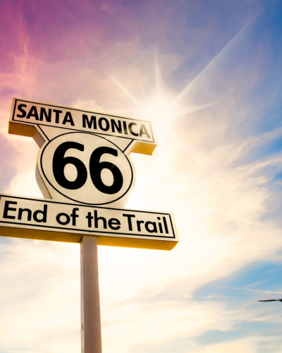Tapet Route 66 cu semn rutier iconic