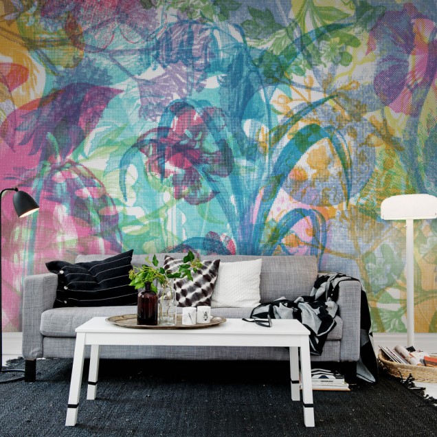 Tapet cu design floral abstract in culori vibrante, perfect pentru a crea un decor unic.