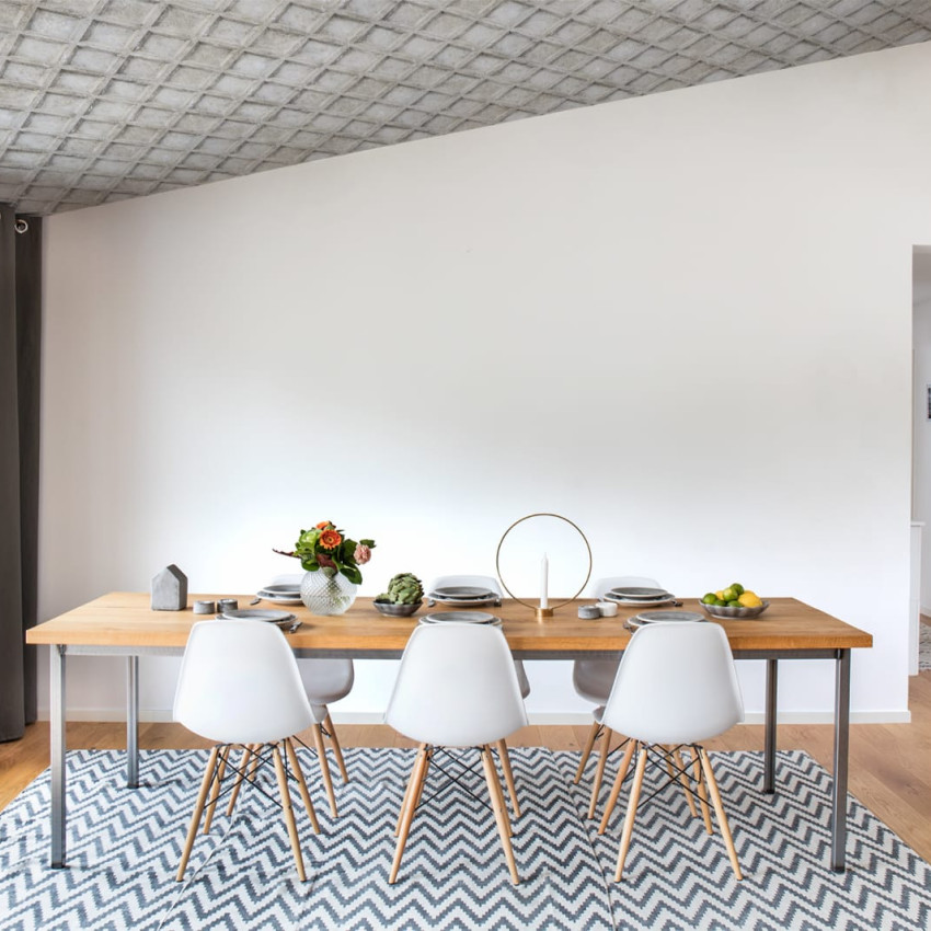 Tapet cu model de beton gri, cu design geometric subtil si efect 3D. Perfect pentru hol, dormitor sau sufragerie.