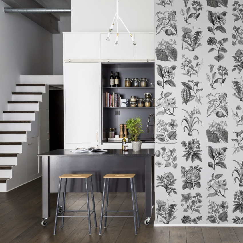 Tapet cu design floral delicat, perfect pentru living, dormitor sau birou. Creaza o atmosfera relaxanta si primitoare in casa ta.
