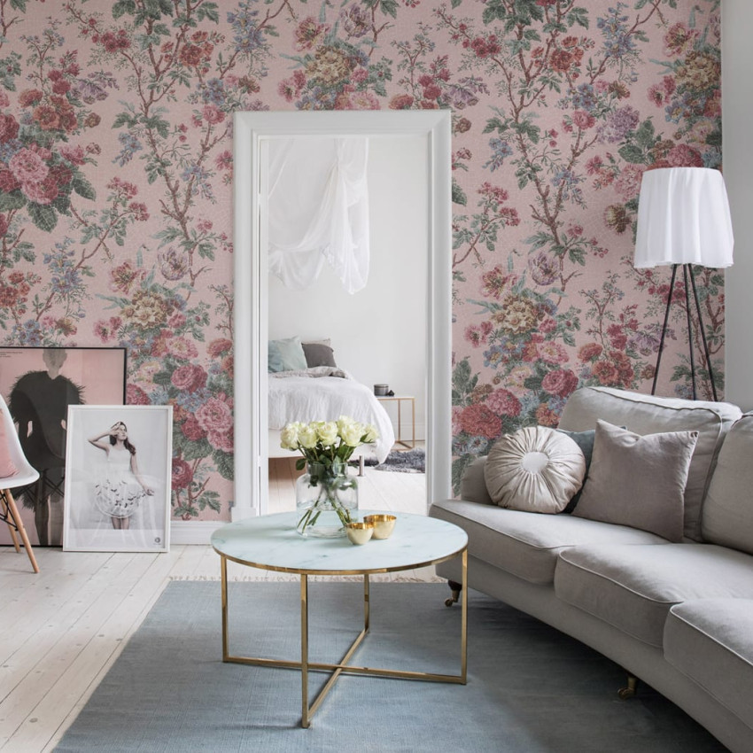 Tapet floral Porcelain Blue cu design inspirat din porțelanul tradițional.